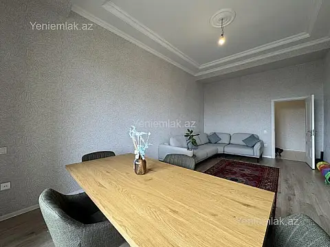 Satılır 3 otaqlı yeni tikili 127 m²
