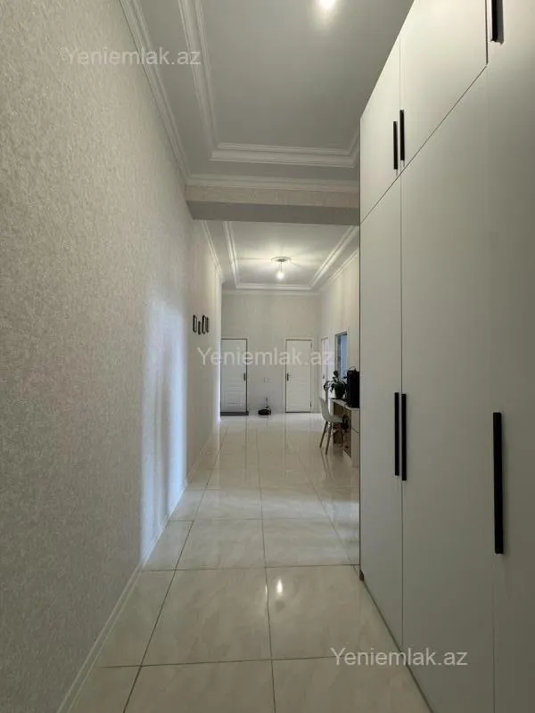 Satılır 3 otaqlı yeni tikili 127 m²