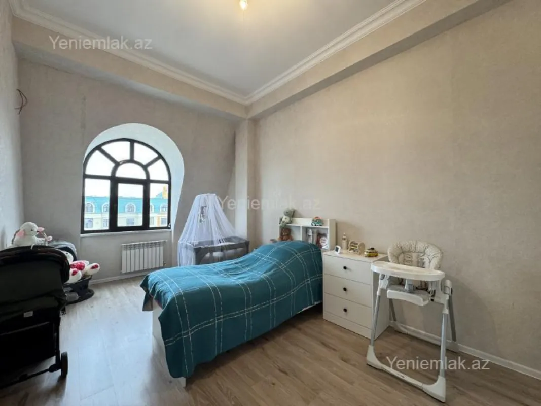 Satılır 3 otaqlı yeni tikili 127 m²