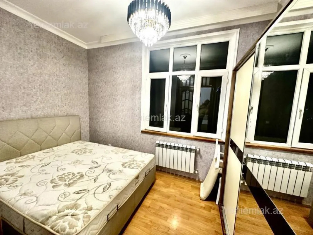 Satılır 2 otaqlı köhnə tikili 51 m²