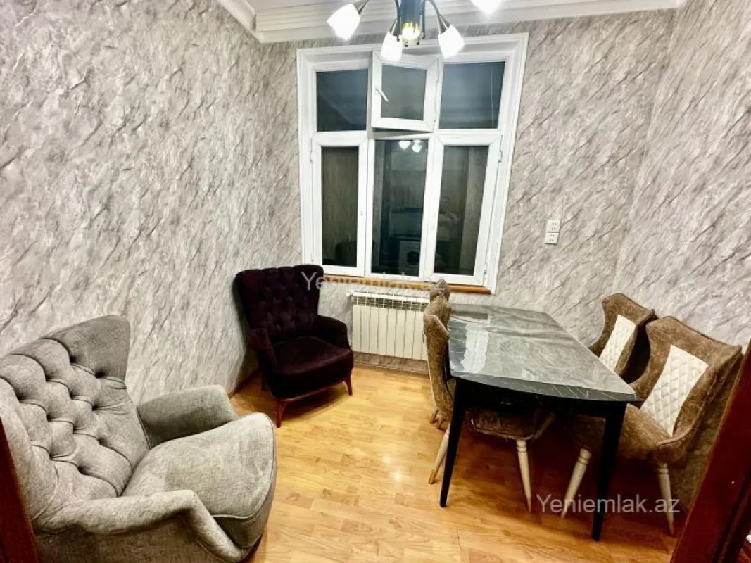 Satılır 2 otaqlı köhnə tikili 51 m²