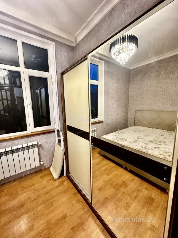 Satılır 2 otaqlı köhnə tikili 51 m²