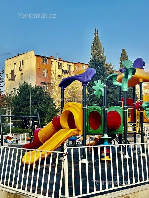 Satılır 2 otaqlı köhnə tikili 51 m²