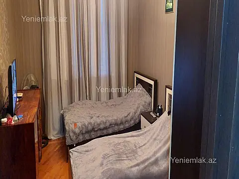 Satılır 3 otaqlı köhnə tikili 68 m²