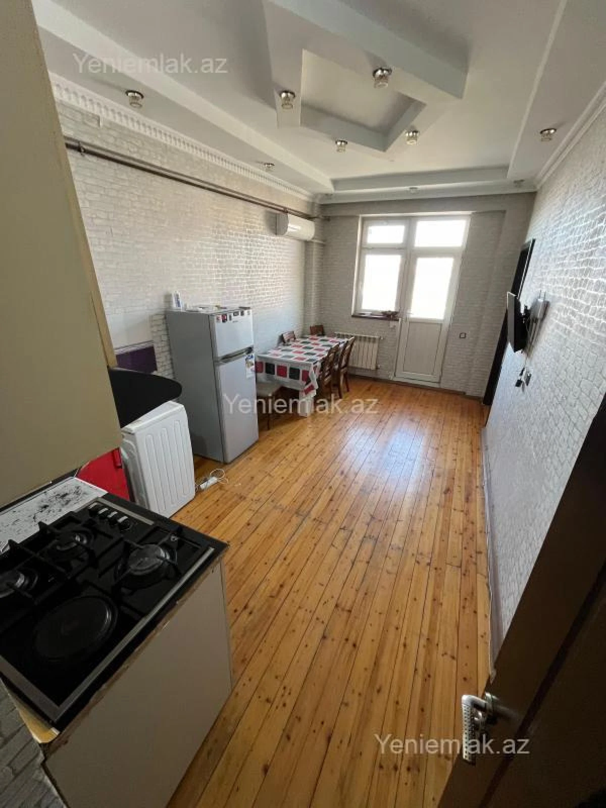 Satılır 3 otaqlı yeni tikili 60 m²