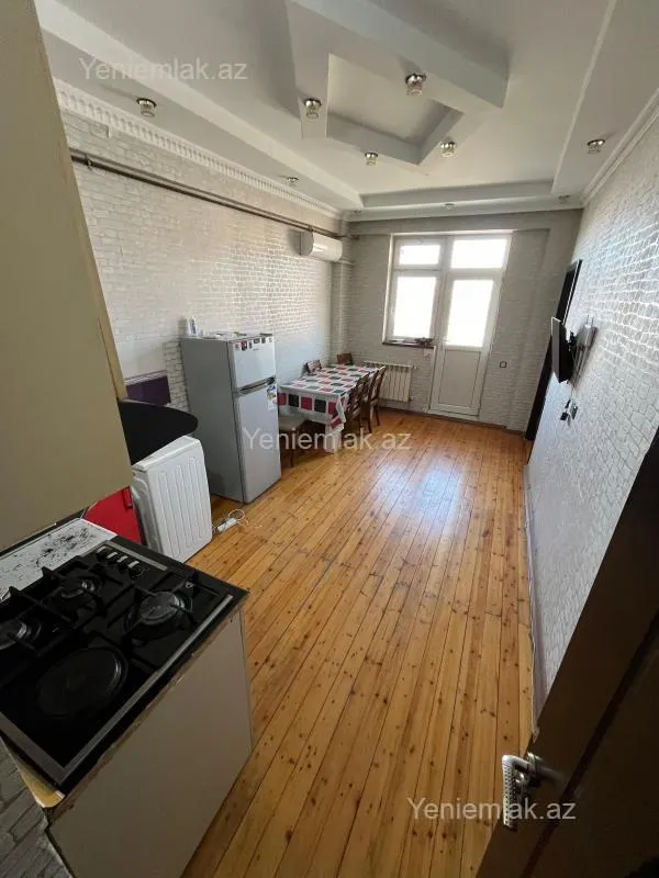 Satılır 3 otaqlı yeni tikili 60 m²