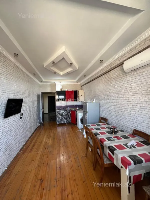 Satılır 3 otaqlı yeni tikili 60 m²