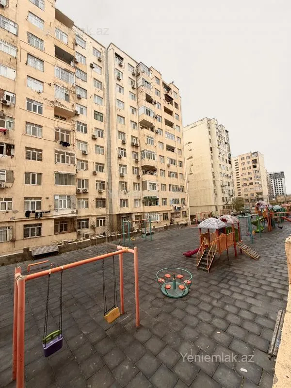 Satılır 2 otaqlı yeni tikili 45 m²