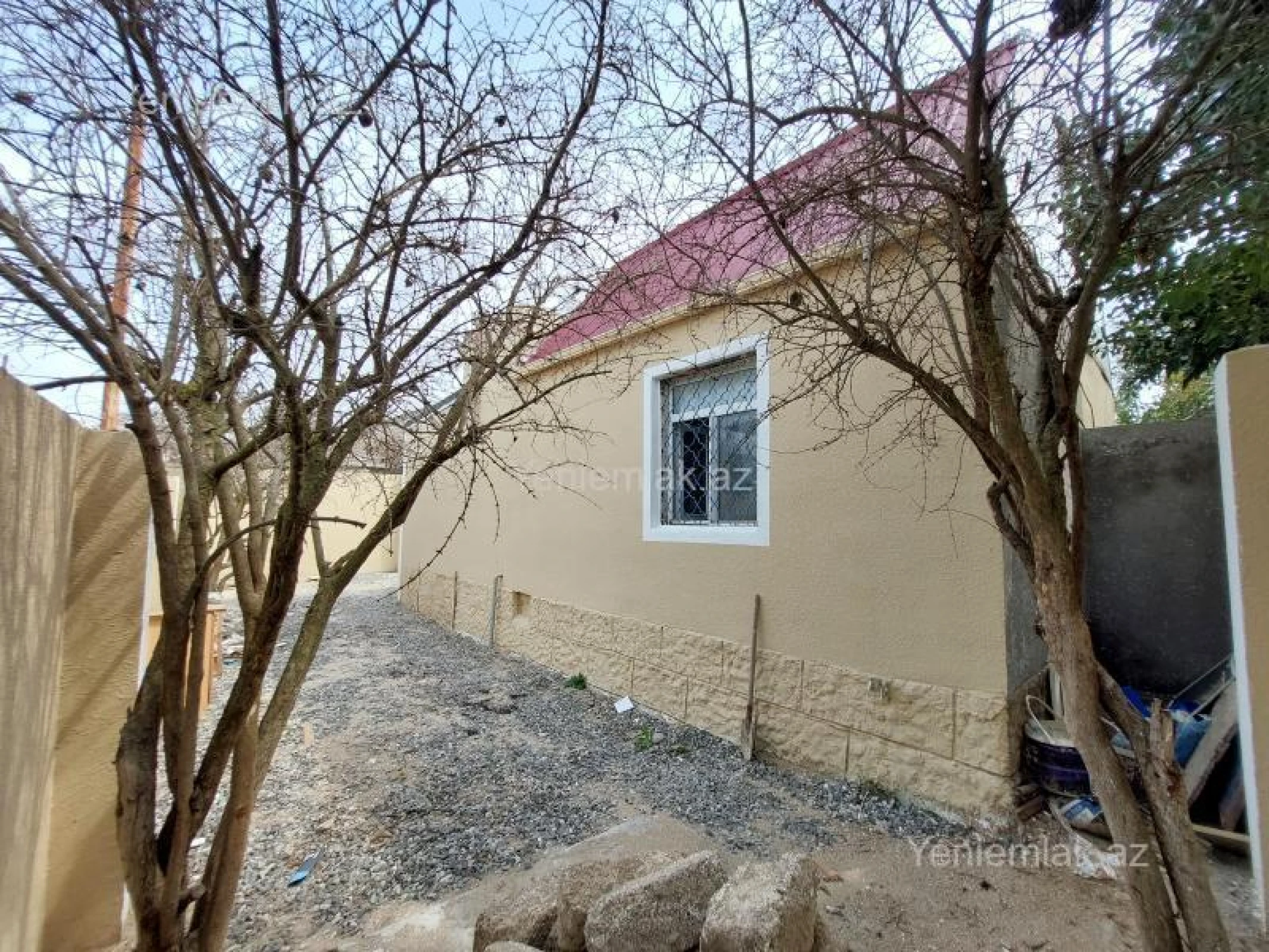 Satılır 3 otaqlı həyət evi 90 m²
