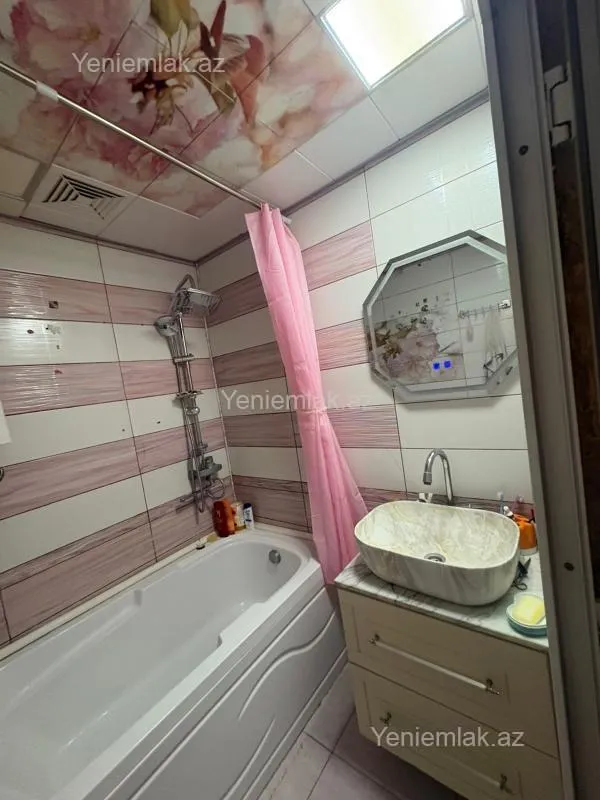 Satılır 3 otaqlı köhnə tikili 36 m²