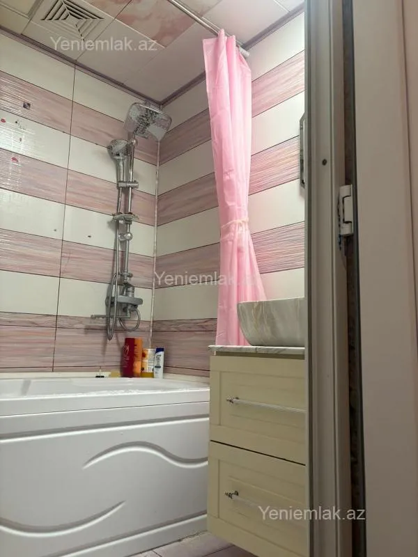 Satılır 3 otaqlı köhnə tikili 36 m²