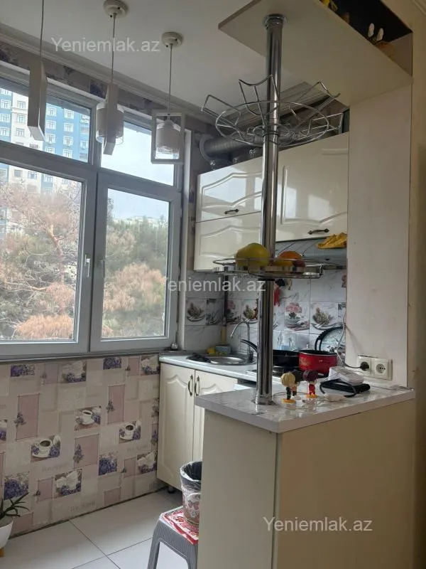 Satılır 3 otaqlı köhnə tikili 36 m²