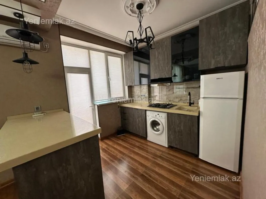 Satılır 2 otaqlı yeni tikili 87 m²