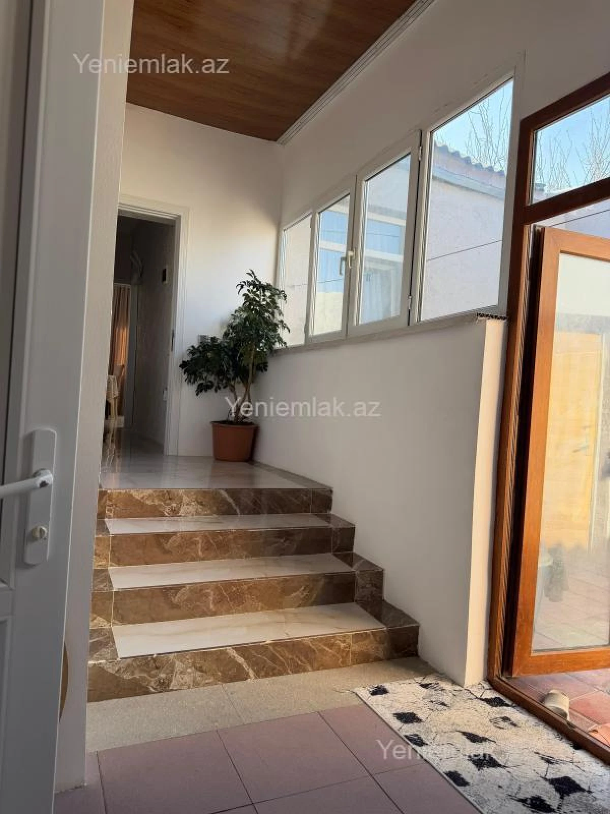 Satılır 4 otaqlı həyət evi 100 m²