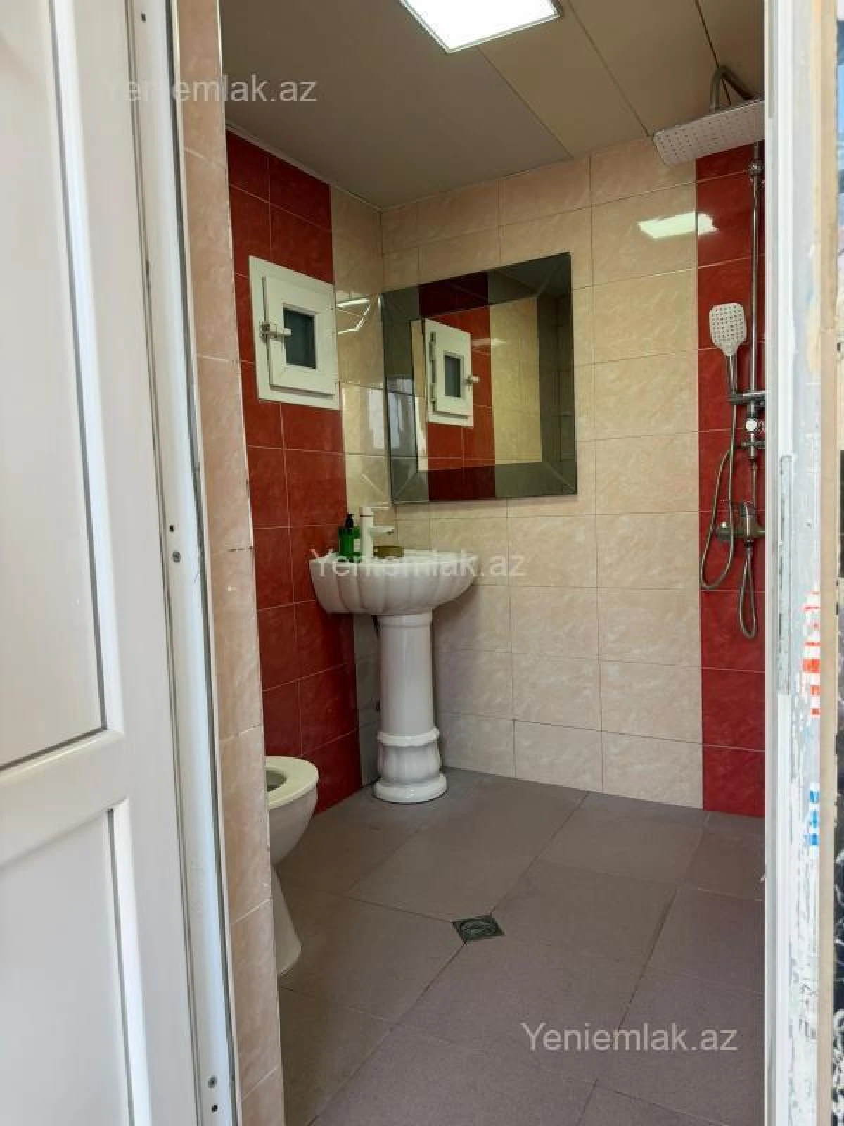 Satılır 4 otaqlı həyət evi 100 m²