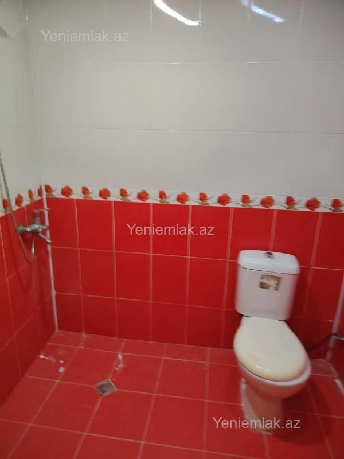 Satılır 1 otaqlı köhnə tikili 36 m²