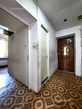 Satılır 2 otaqlı köhnə tikili 35 m²