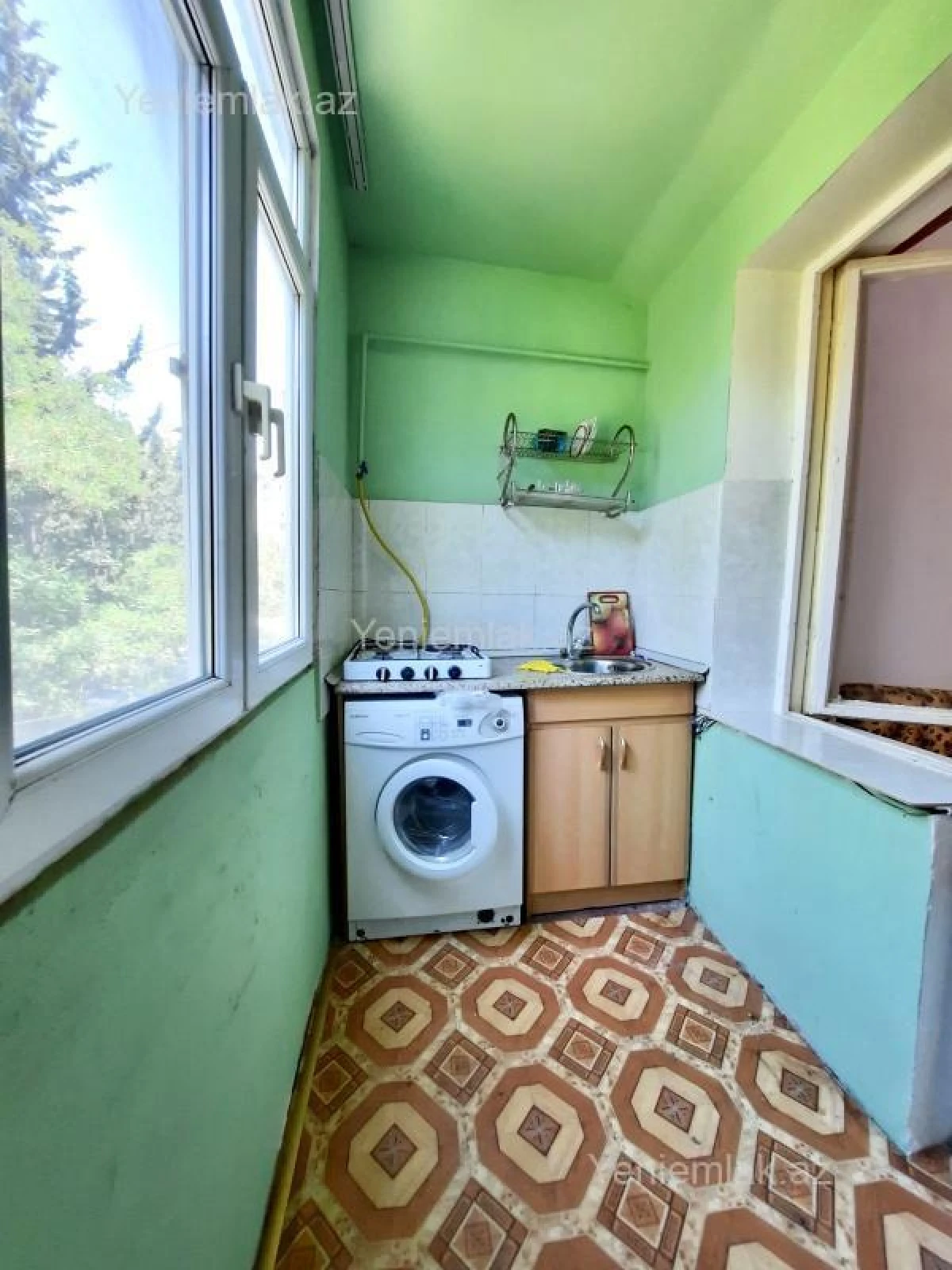 Satılır 2 otaqlı köhnə tikili 35 m²