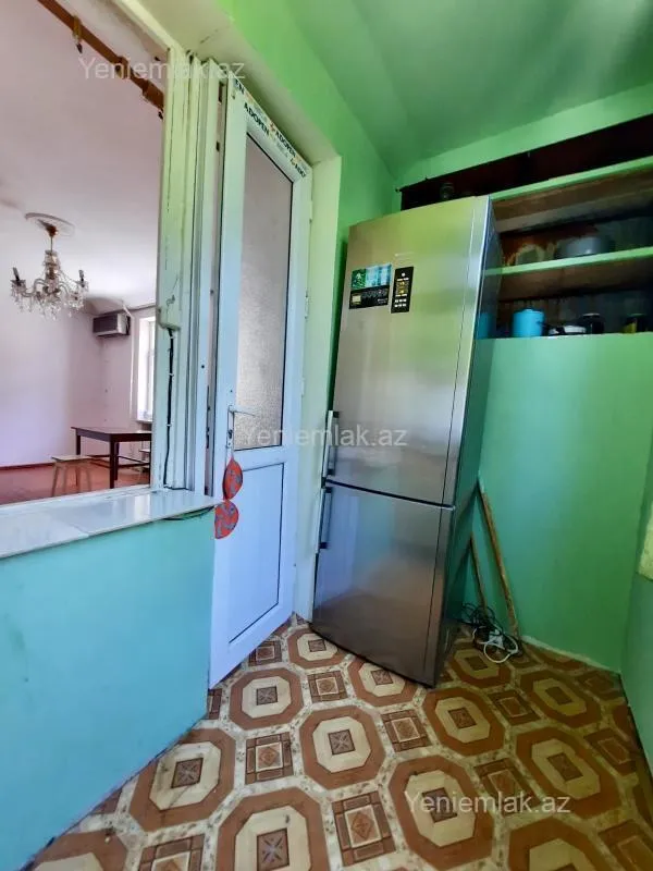 Satılır 2 otaqlı köhnə tikili 35 m²