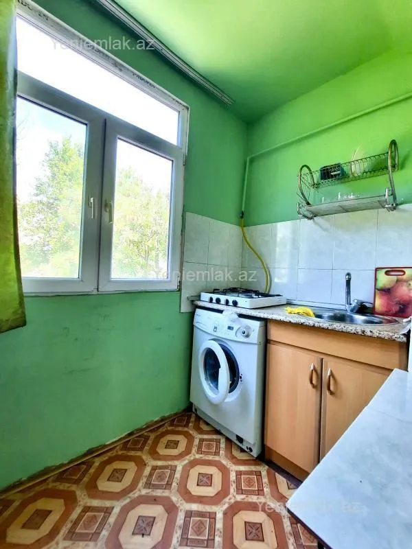 Satılır 2 otaqlı köhnə tikili 35 m²