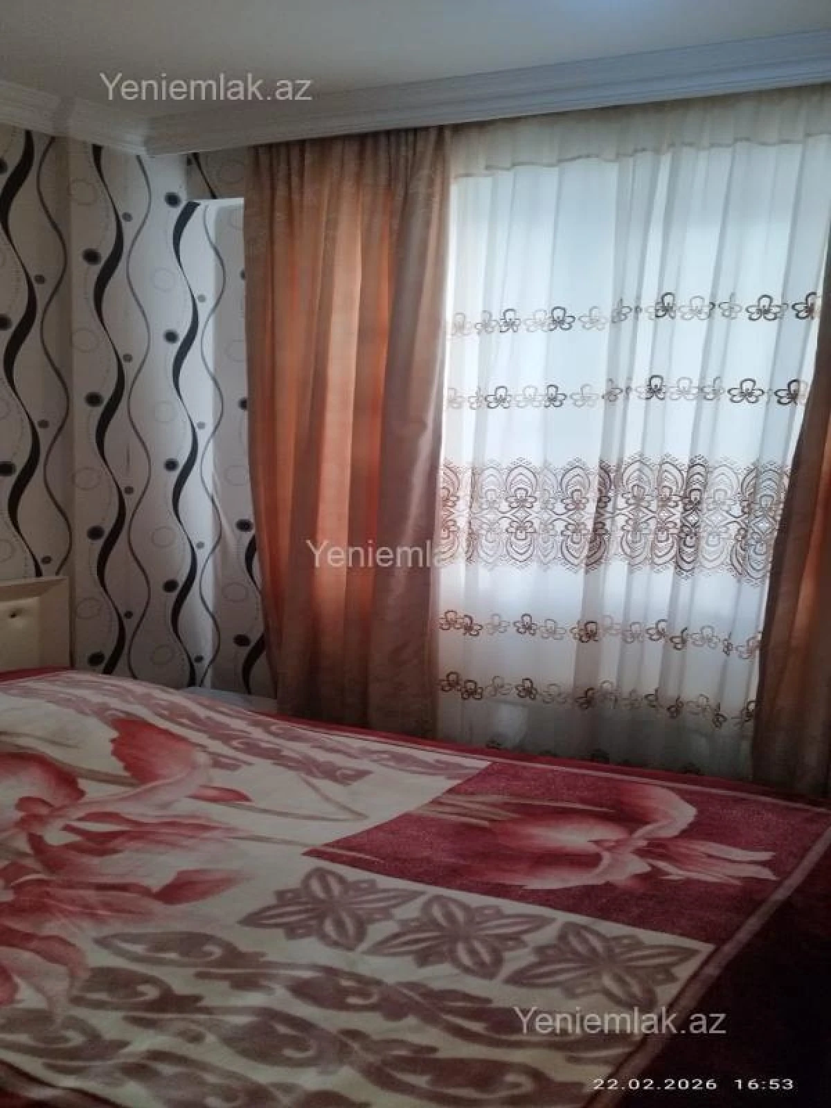 Satılır 3 otaqlı yeni tikili 70 m²