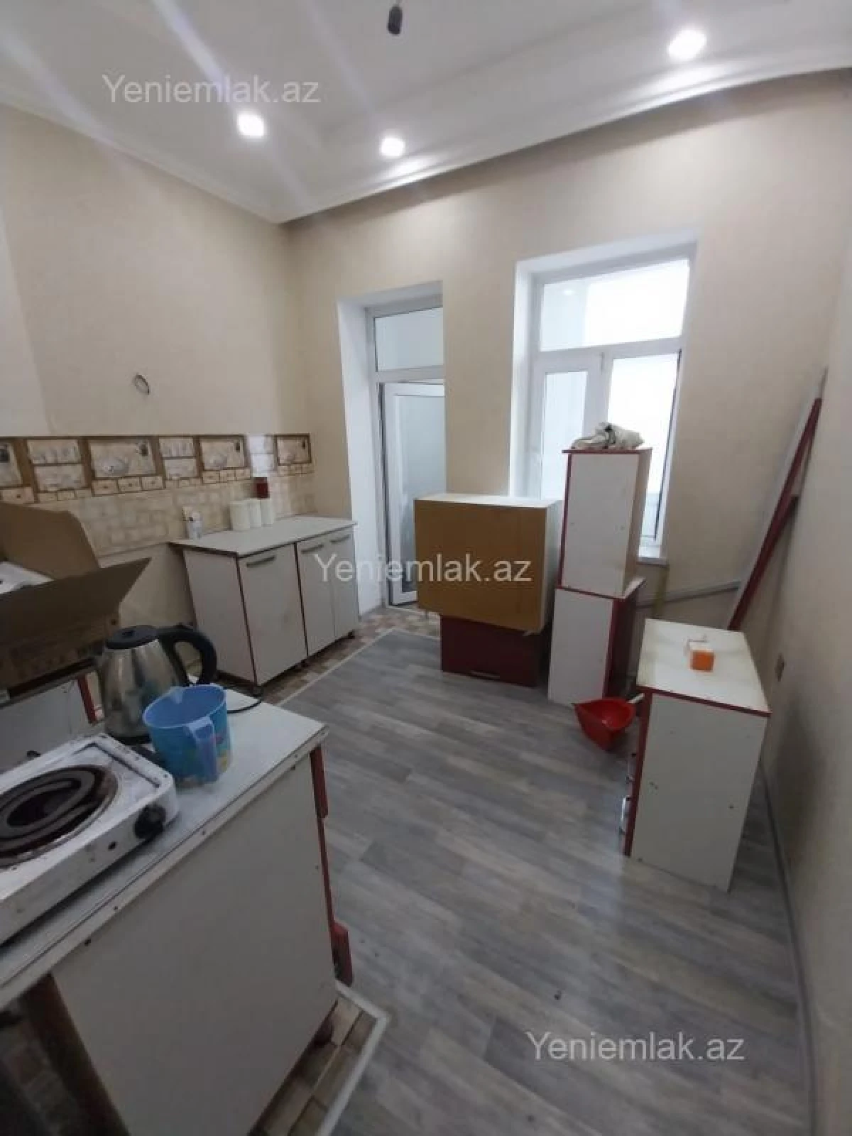 Satılır 3 otaqlı yeni tikili 70 m²