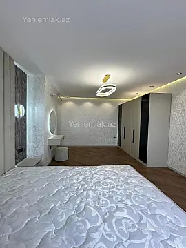 Satılır 3 otaqlı yeni tikili 80 m²