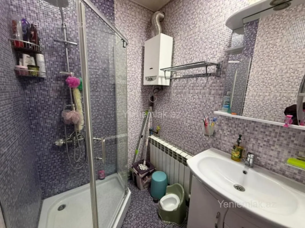 Satılır 3 otaqlı köhnə tikili 60 m²