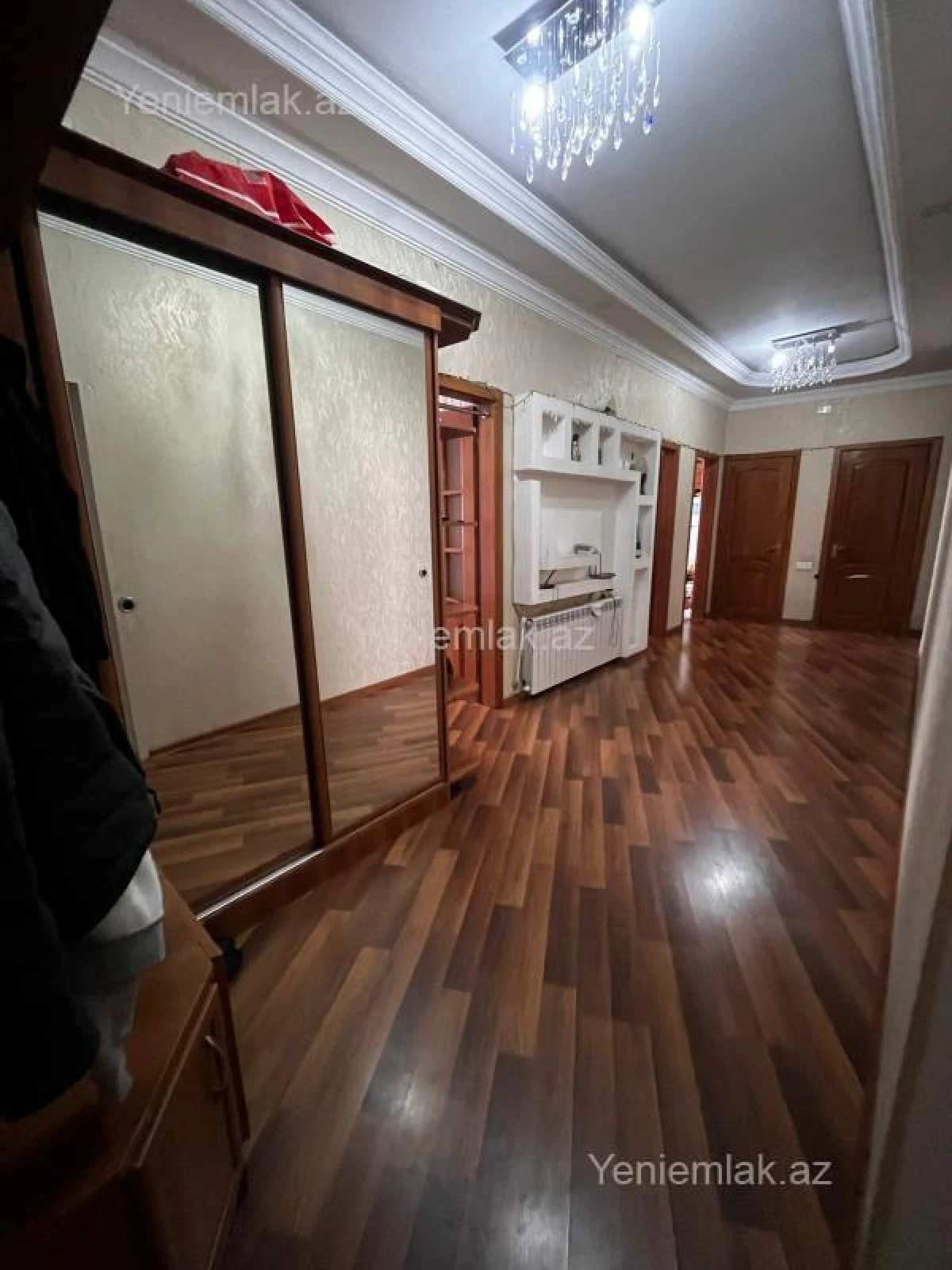 Satılır 3 otaqlı yeni tikili 127 m²