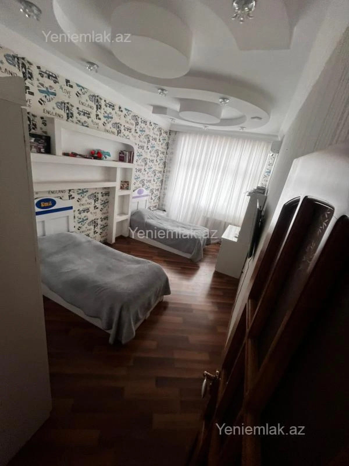 Satılır 3 otaqlı yeni tikili 127 m²