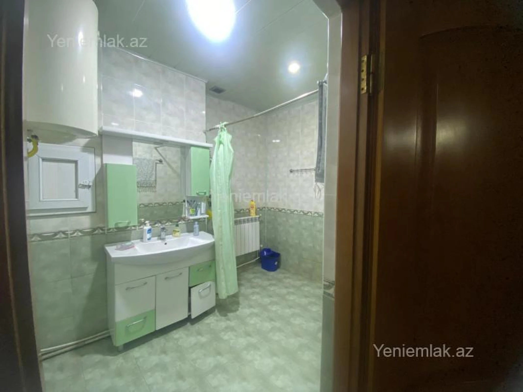Satılır 3 otaqlı yeni tikili 127 m²