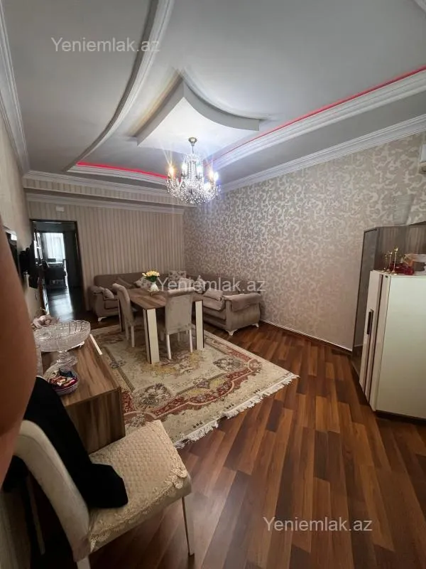 Satılır 3 otaqlı yeni tikili 127 m²