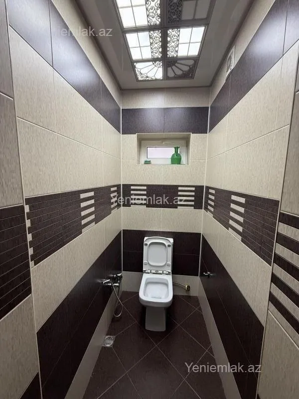 Satılır 7 otaqlı həyət evi 186 m²