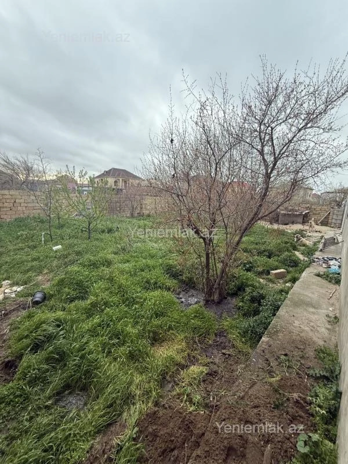 Satılır 7 otaqlı həyət evi 186 m²