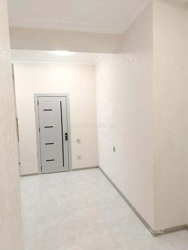 Satılır 3 otaqlı yeni tikili 80 m²