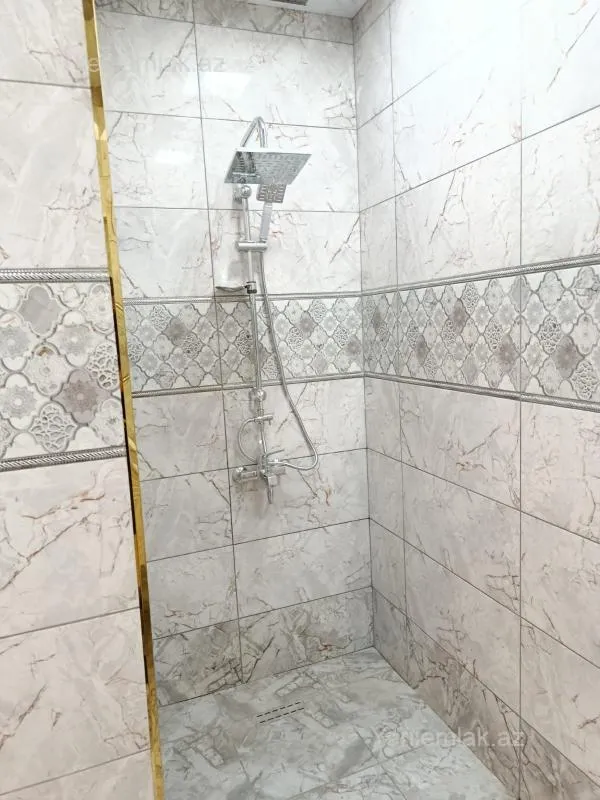 Satılır 3 otaqlı yeni tikili 80 m²