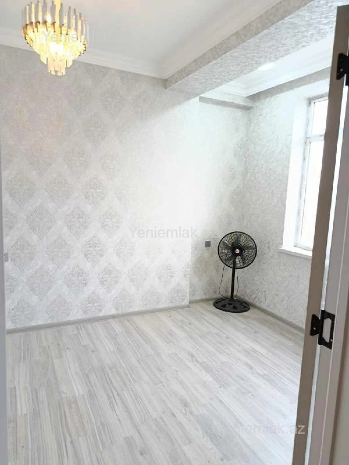 Satılır 3 otaqlı yeni tikili 80 m²