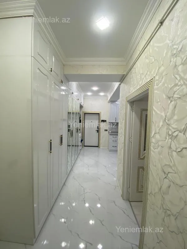 Satılır 3 otaqlı yeni tikili 88 m²