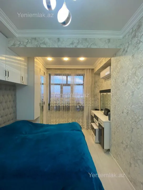 Satılır 3 otaqlı yeni tikili 88 m²