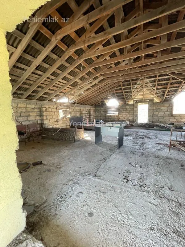 Satılır 3 otaqlı həyət evi 200 m²