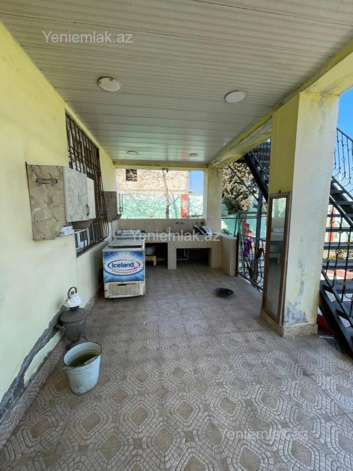 Satılır 3 otaqlı həyət evi 200 m²