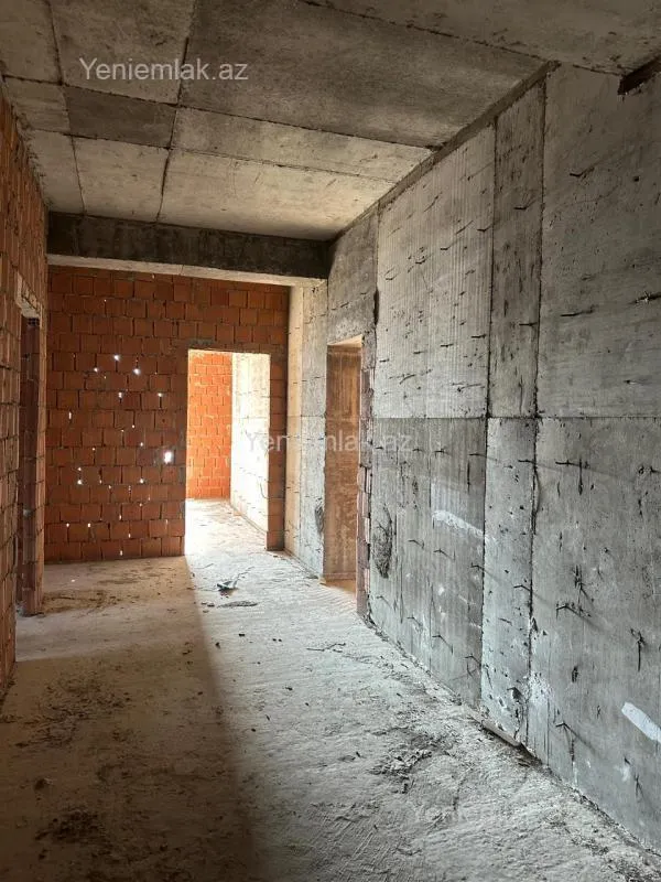 Satılır 4 otaqlı yeni tikili 181 m²