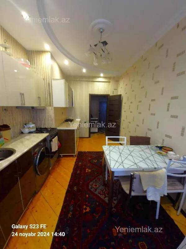 Satılır 3 otaqlı yeni tikili 100 m²