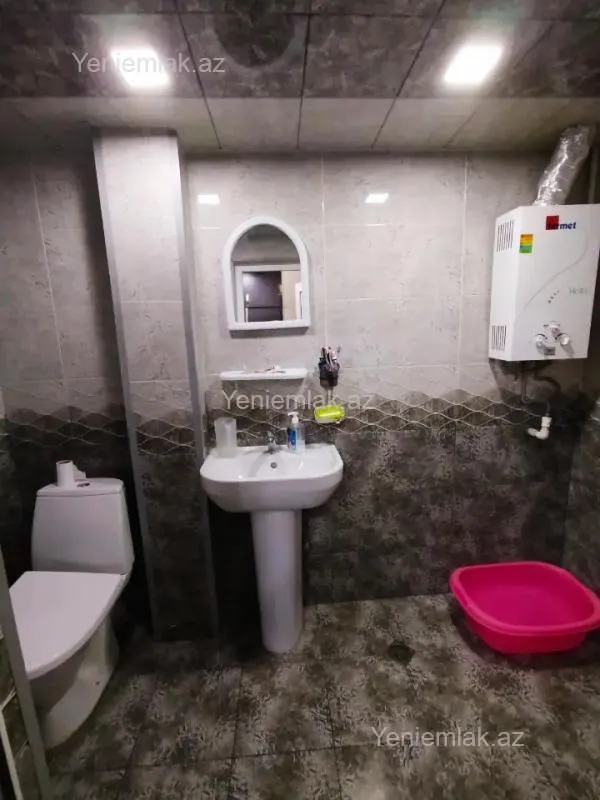 Satılır 2 otaqlı köhnə tikili 55 m²