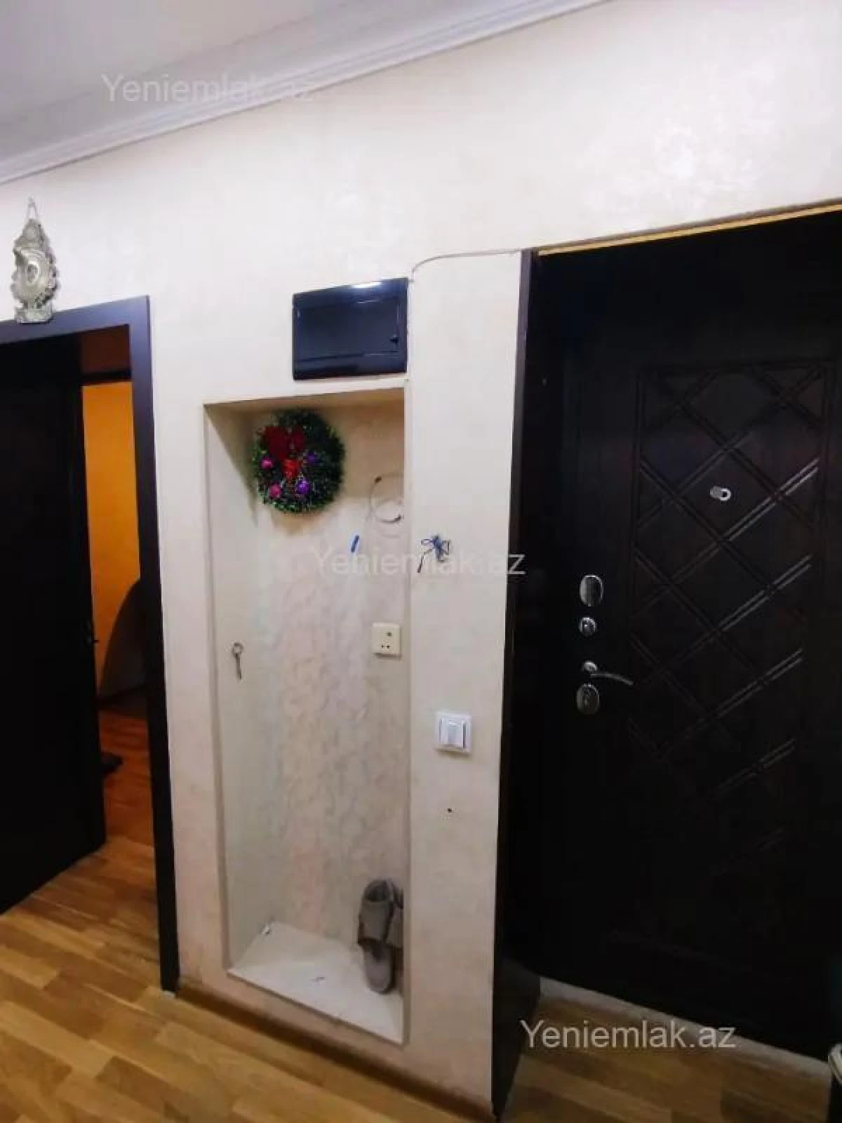 Satılır 2 otaqlı köhnə tikili 55 m²