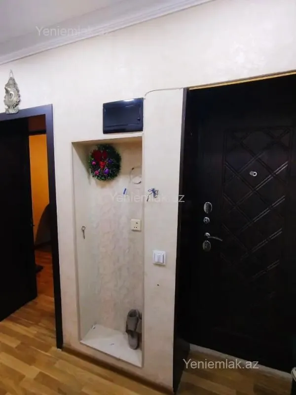 Satılır 2 otaqlı köhnə tikili 55 m²