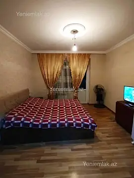 Satılır 2 otaqlı köhnə tikili 55 m²