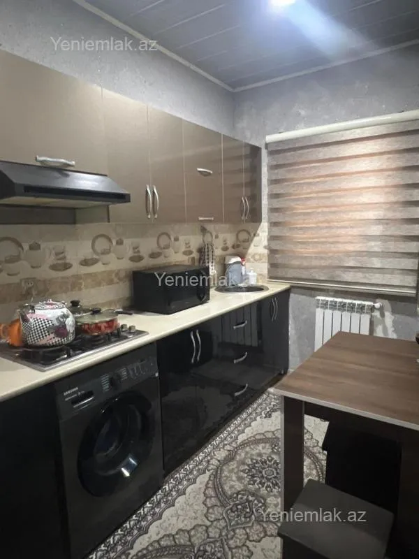 Satılır 2 otaqlı həyət evi 60 m²