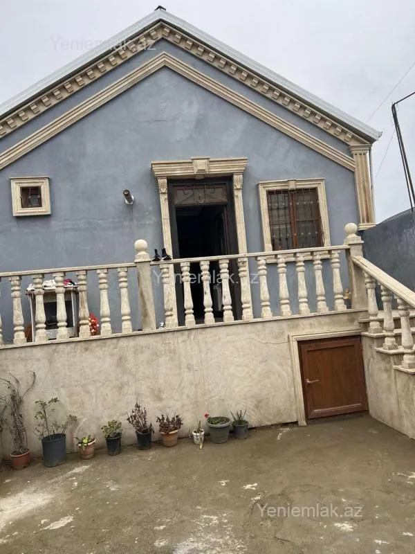 Satılır 2 otaqlı həyət evi 60 m²