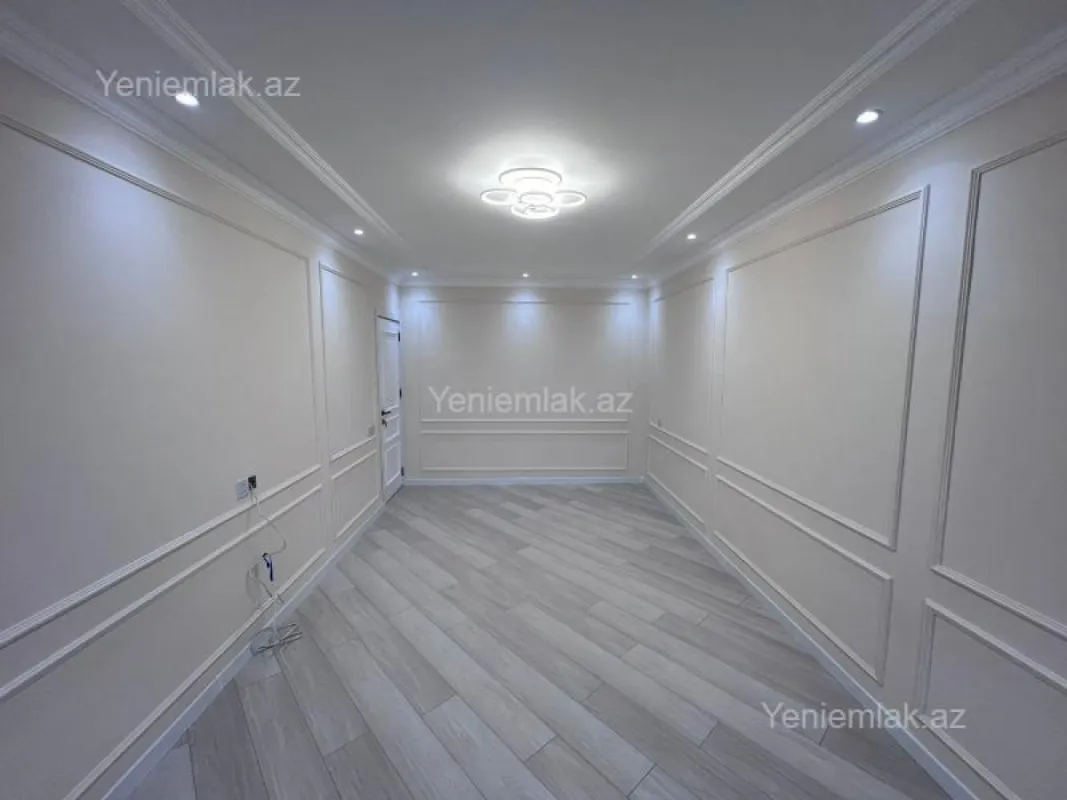 Satılır 4 otaqlı köhnə tikili 105 m²